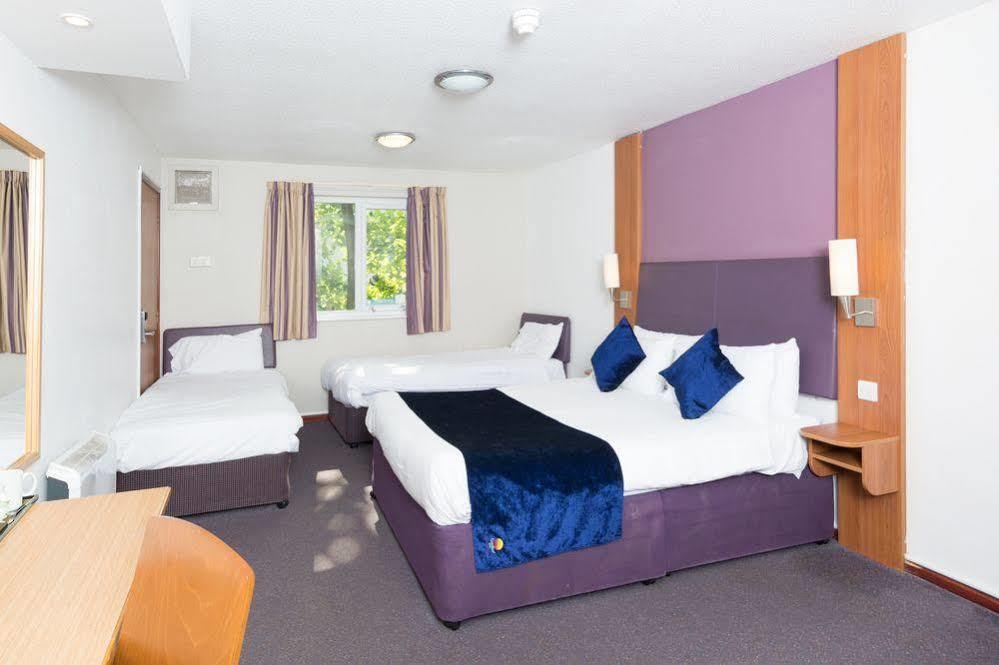 Comfort Inn Manchester North Middleton Kültér fotó