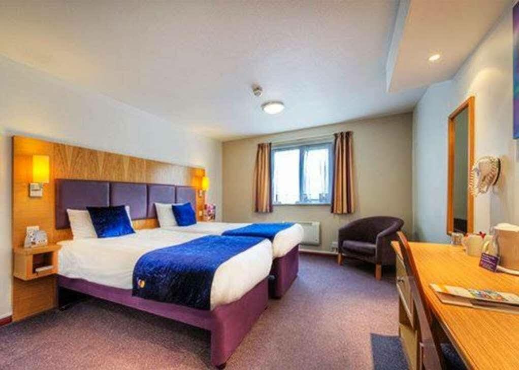 Comfort Inn Manchester North Middleton Kültér fotó