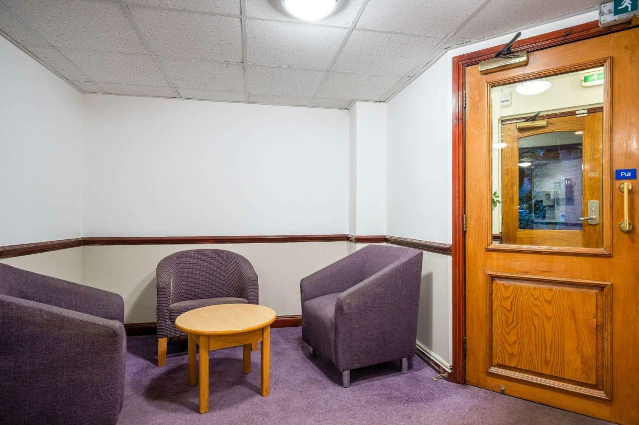 Comfort Inn Manchester North Middleton Kültér fotó